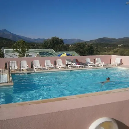 Campsite Parc Residentiel La Listra - Maeva Belgodere (Corsica)